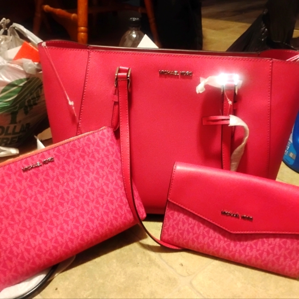 Michael Kors Pocketbook Set
